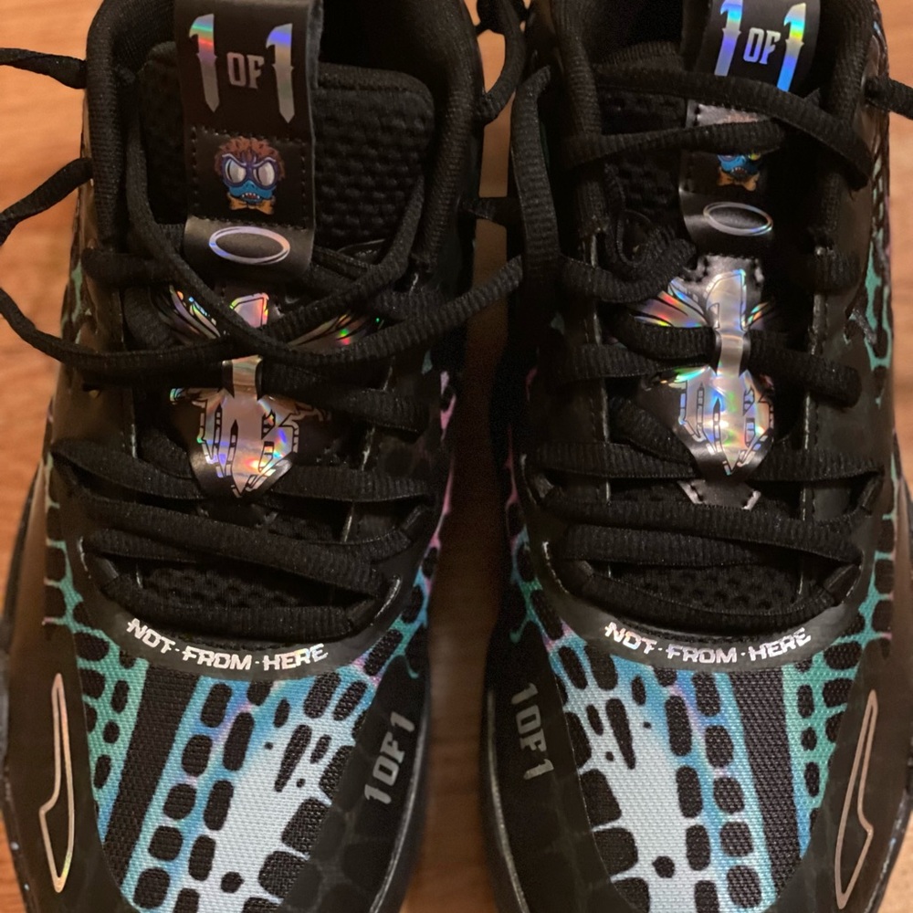 MELO Puma Black/Blue Athletic Shoes w Holographic accent/ back logo blackout